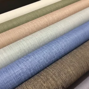 Rolos de papel de parede expostos